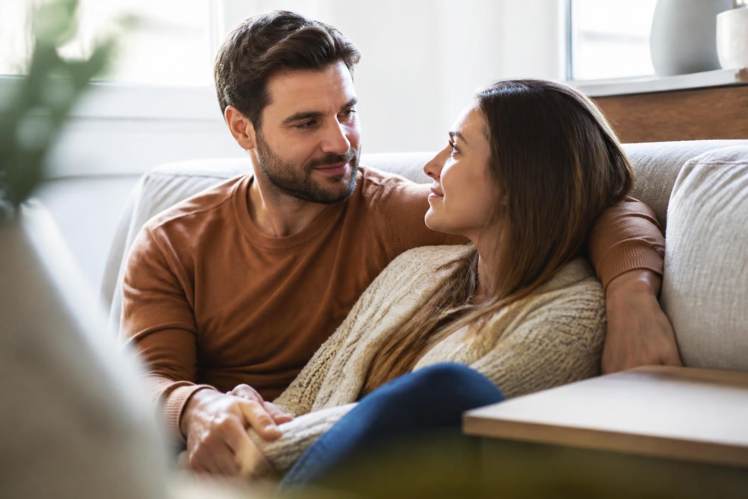 découvrez le violentomètre couple pour identifier les signaux de violence et obtenir des conseils sur les ressources d'aide et les professionnels vers qui se tourner.